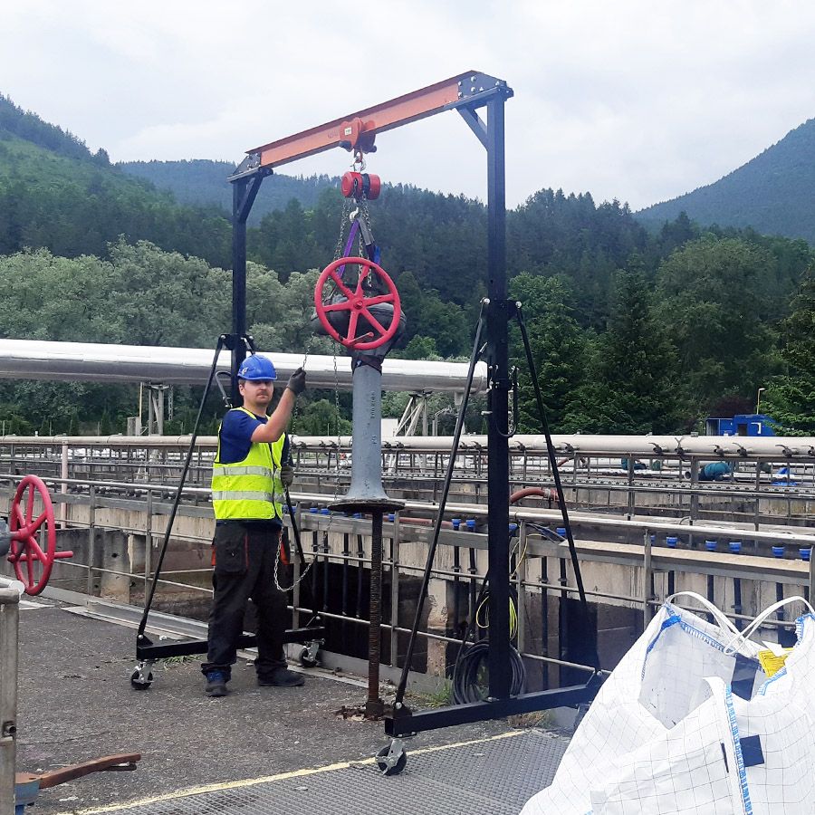 Modernization of penstock valves in waste water treatment plant in Hrboltová